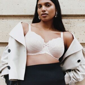 NWOT Chantelle Rive Gauche Full Coverage Unlined Bra Rose Petal Nude Size 34G